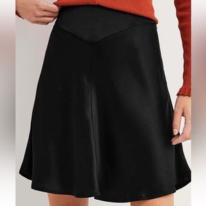 Biden black skirt